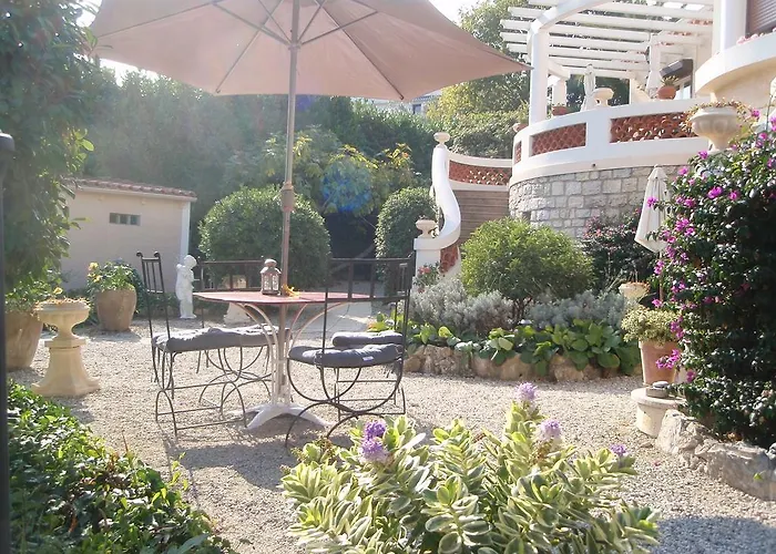 Asmodee Апарт-отель